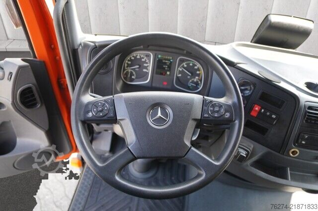 Box van Mercedes-Benz Atego 816 4x2 Automatik Junge Koffer LBW