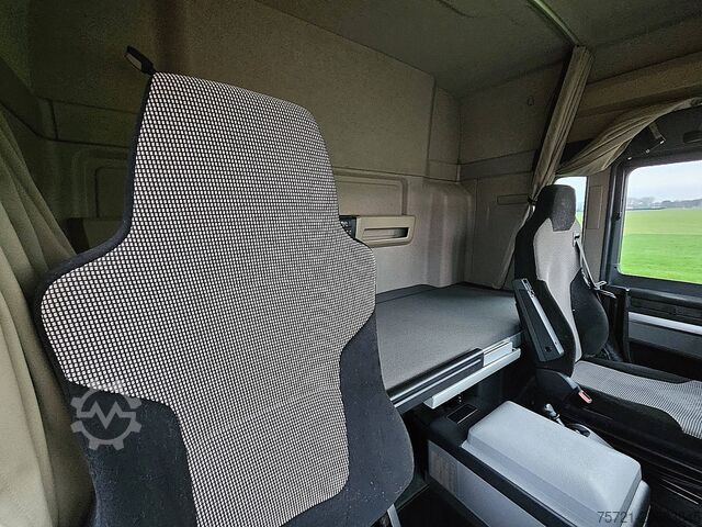 Standard-SZM MAN 18.460 TGX XLX MEGA NL-TRUCK