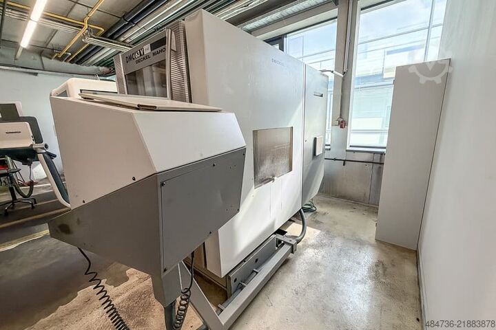 Vertical machining center Deckel Maho DMC 63V