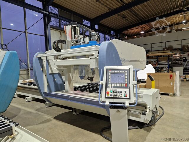 Bearbeitungszentrum MAKA PE 70