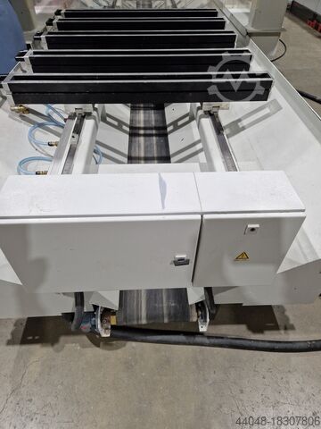 Bearbeitungszentrum MAKA PE 70