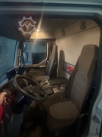 Box truck DAF LF 250 EEV EURO 5 FURGON