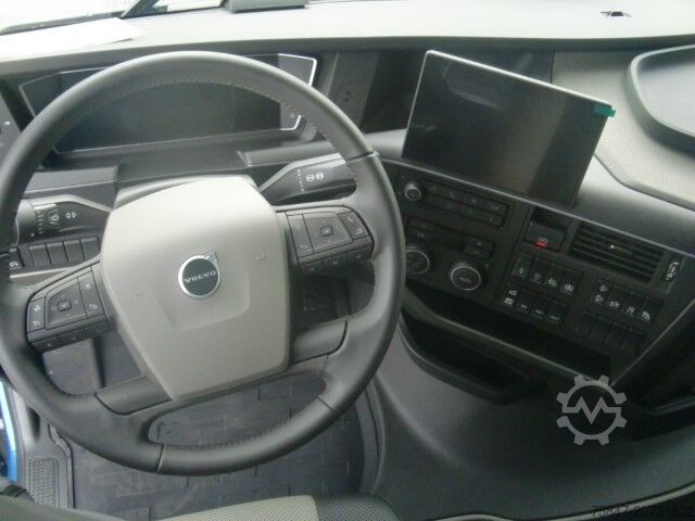 Standard SZM Volvo FH 500 Aero I-Save Globe XL Retarder