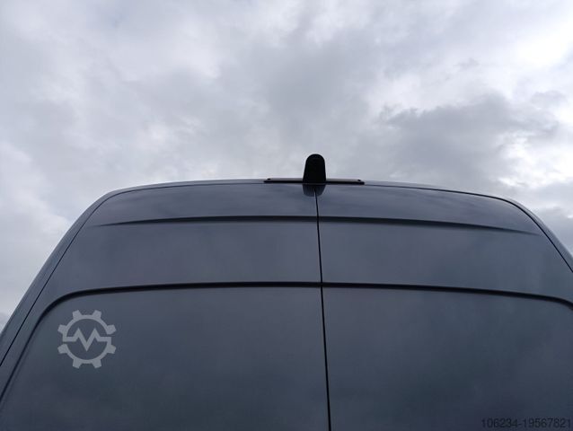 Bus MERCEDES-BENZ Sprinter 519
