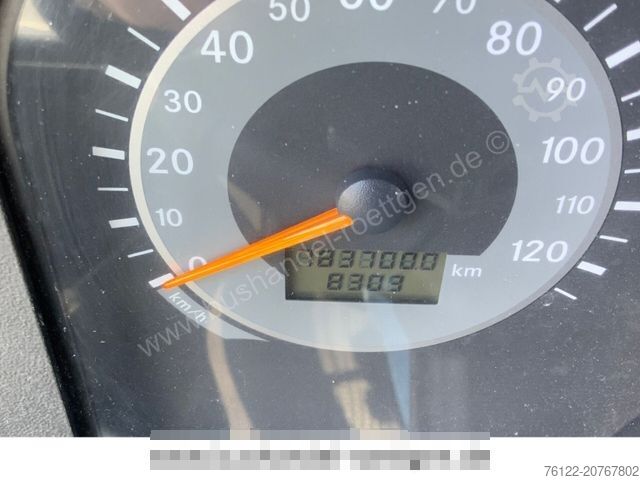 Articulated bus MERCEDES-BENZ Conecto G/Klima/Euro 6/O 530 G/A23/A40