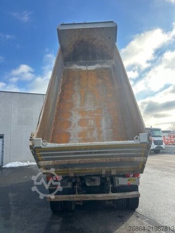 Dreiseitenkipper LKW MERCEDES-BENZ AROCS 4151, 8X4 MEILLER-GESTEINSKIPPER, EURO 6, BORDMATIK, RETARDER, BLATT-BLATT