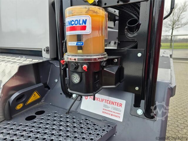 Terminal tractor Mafi R336 4x4