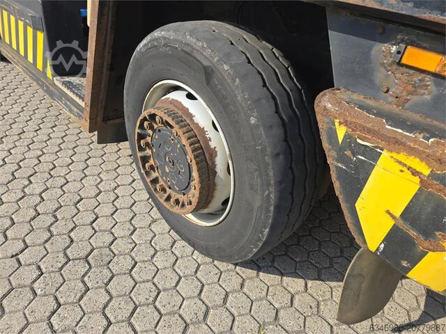 Terminal tractor Terberg RT223 4x4