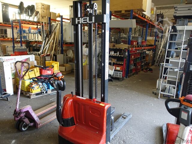 Elektro-Hochhubwagen Heli