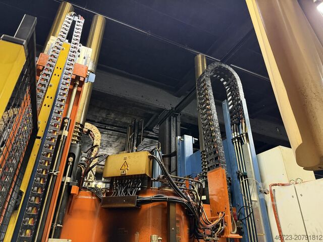 Hydraulische Reifenvulkanisierpresse Harburg-Freudenberger Maschinenbau GmbH MCP 52-180IC