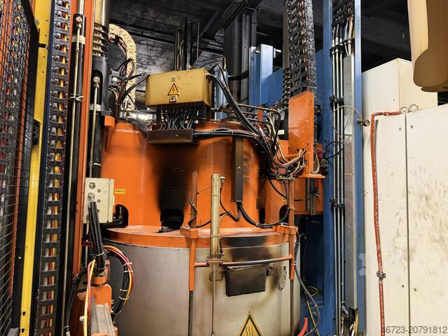 Hydraulische Reifenvulkanisierpresse Harburg-Freudenberger Maschinenbau GmbH MCP 52-180IC