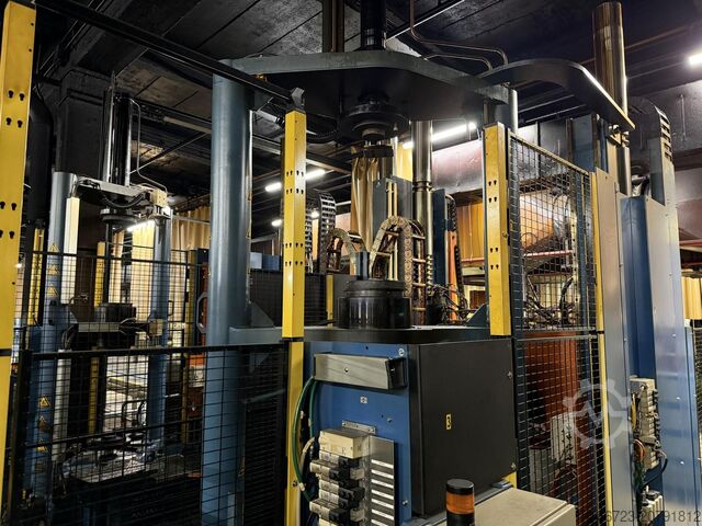 Hydraulische Reifenvulkanisierpresse Harburg-Freudenberger Maschinenbau GmbH MCP 52-180IC