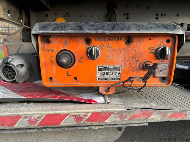 Sliding tarpaulins Krone 3-ass schuifzeilen oplegger