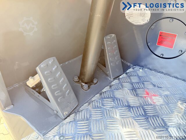 4-way forklift Combilift CB3000 GAS TRIPLEX 5500 POSITIONER