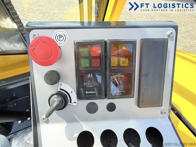 4-way forklift Combilift CB3000 GAS DUPLEX 4000MM POSITIONER