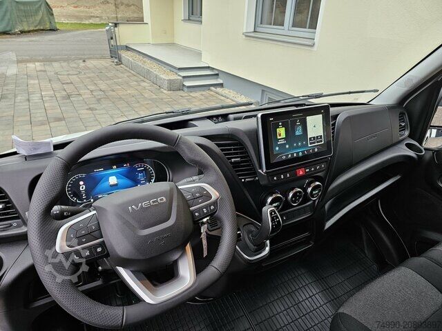 Kastenwagen hoch Iveco Daily 35S18HA8V DOKA Hi-Matic 12m³ L2H2 7 Sitze