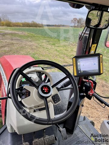 Traktor Massey Ferguson 7620