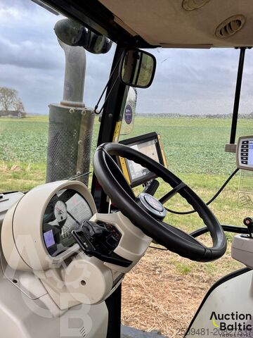 Traktor Massey Ferguson 7620