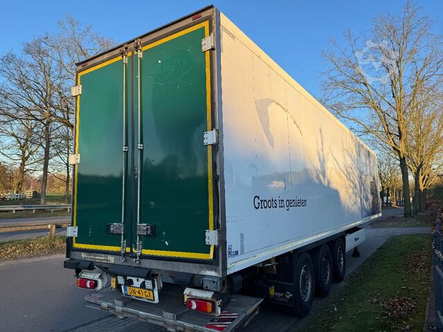 Kühl-/Tiefkühltransport Krone 3ass koeloplegger