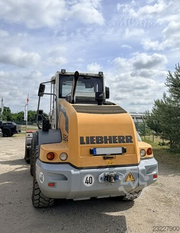 Liebherr 524 Highlift - nur 3.330 Bh Liebherr 524 Highlift - nur 3.330 Bh