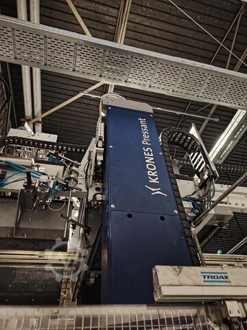 KRONES Pressant Universal Lagen-Depalettierer / Austragemodul – BEHÄLTERABSCHIEBER 1 Krones AG Pressant