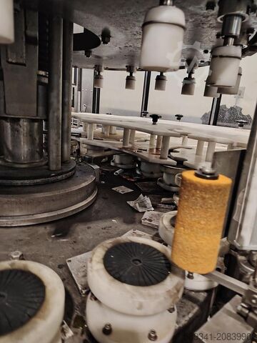 Auxiemba SERVOTECH ROB 20-II-DR automatische rotierende Etikettiermaschine Auxiemba Servotech Rob 20-11-DR