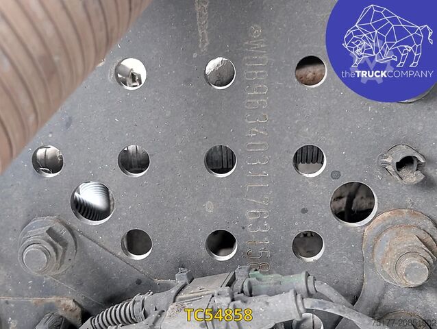 Gefährliche Stoffe Mercedes-Benz Actros 1842