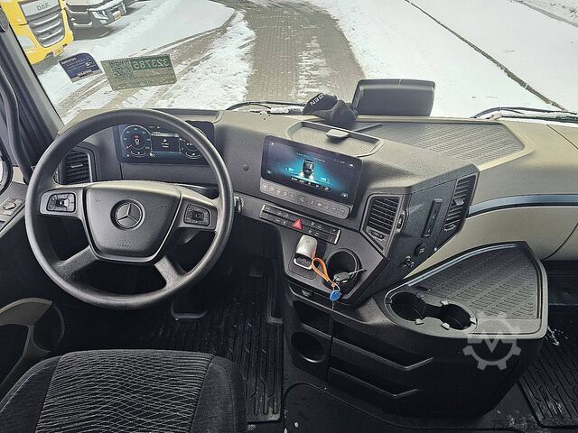 Standard-SZM MERCEDES-BENZ ACTROS 1848 LS RETARDER 2X TANK