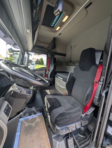Sattelzugmaschine MAN TGX 33.510 BL SA 6x4 mit EPSILON S260Z96, MIETE?