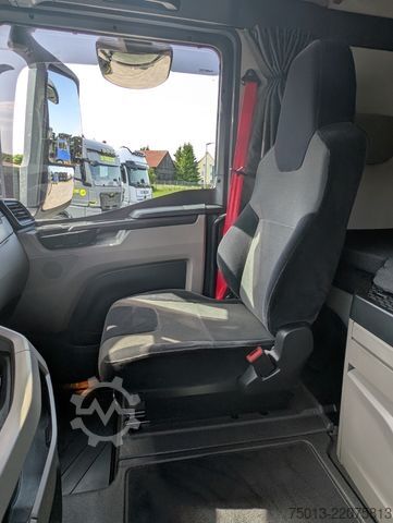 Sattelzugmaschine MAN TGX 33.510 BL SA 6x4 mit EPSILON S260Z96, MIETE?