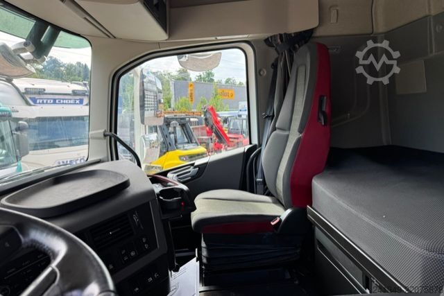 Tipper truck VOLVO FH-500 10x4 19m3
