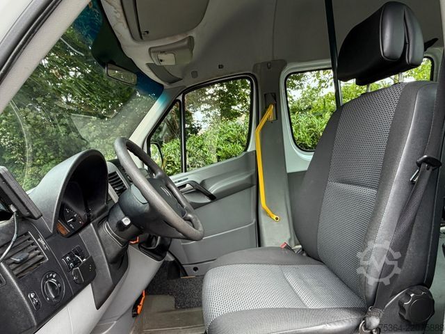 Minibus MERCEDES-BENZ Sprinter 313 Cdi L2H2 9Sitze Rollstuhllift Klima