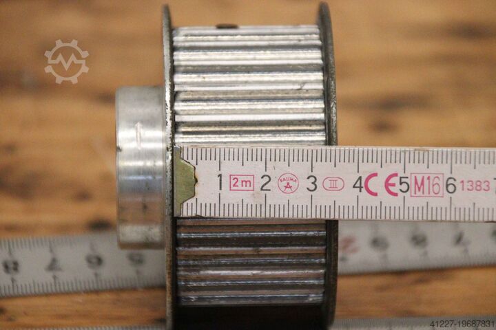 Timing belt pulley Alu Riemenbreite 32 mm