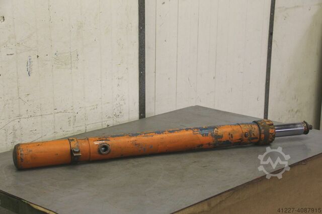 Hydraulic cylinder unbekannt Hub 800 mm