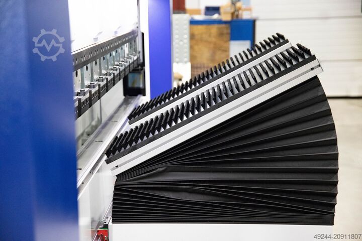 Electrical Press Brake G30 (125x3200) CoastOne G30 (125x3200)