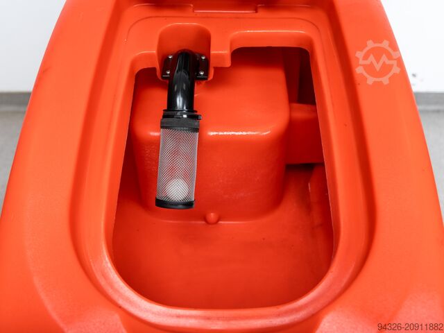 Hako Hakomatic B90 TB750 NEW BATTERY Hako Hakomatic B90 TB750 1299h NEW BATTERIES