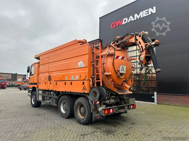 Suction vehicle Mercedes-Benz Actros 3340 6x6 Kanalreinigung + Wasserruckgewi...