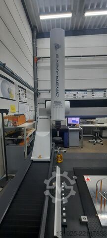 Coordinate measuring machine Mitutoyo Crysta Apex S-9106 CMM