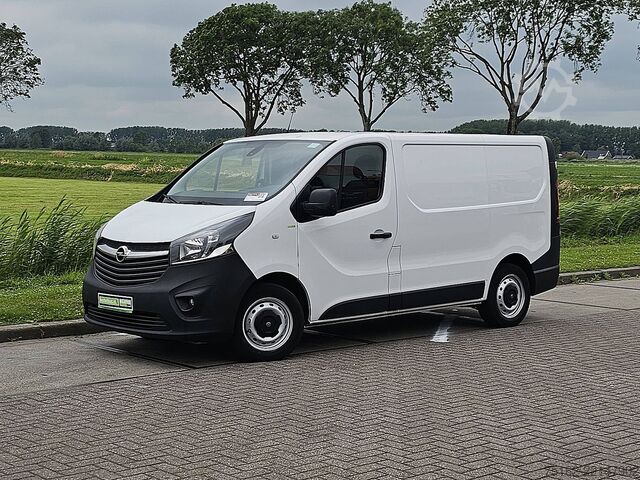 High-roof van OPEL VIVARO 1.6