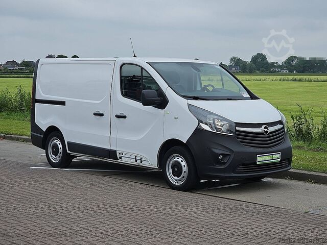 High-roof van OPEL VIVARO 1.6