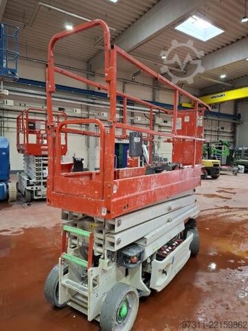 Scissor lift JLG 2032ES