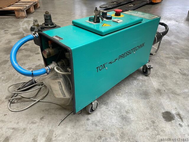Druckübersetzter mit Handzange Presse Tox Pressotechnik CMH 3.45.6.1.10