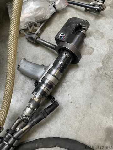 Druckübersetzter mit Handzange Presse Tox Pressotechnik CMH 3.45.6.1.10