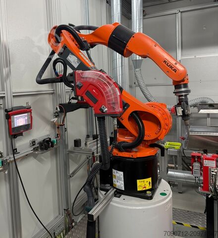 Industrial robot KUKA KRC4 KR8 R2100 - 2 arc HW / FLR