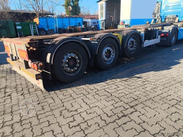 Auflieger-Wechselfahrgestell  OZGUL Treler 45  Fuß