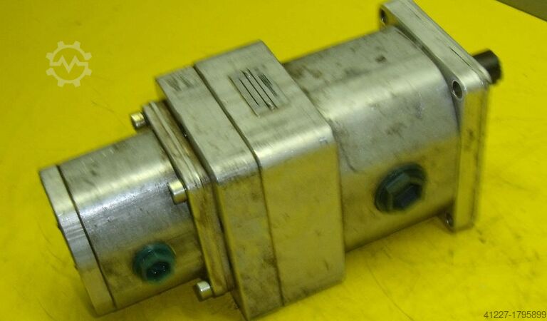 Double hydraulic pump Orsta Hydraulik C16-2R TGL10859