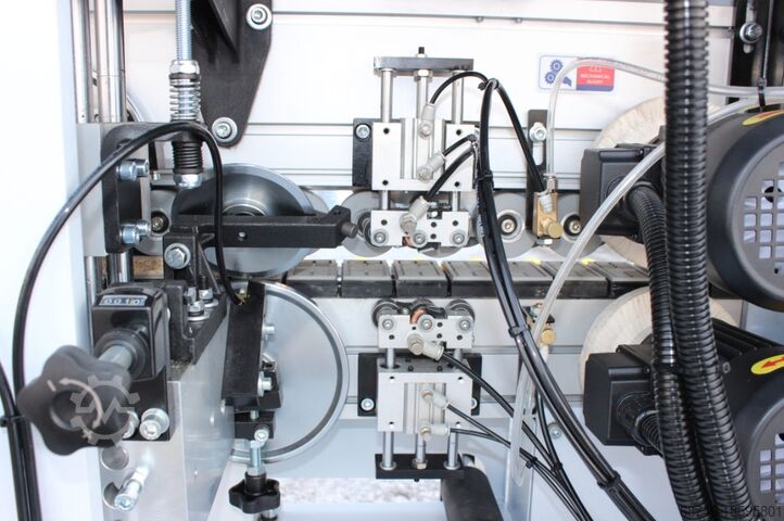 Kantenanleimmaschine Optimat Logica 7