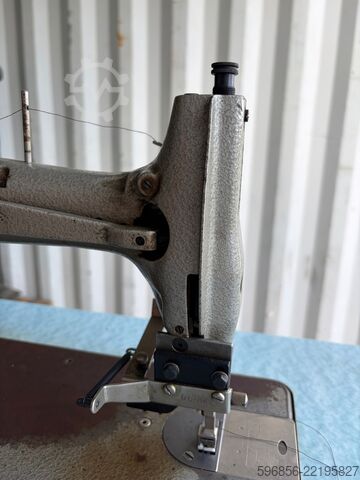 PFAFF 134-0-6 Zylindernähmaschine für Leder und Sattlerei PFAFF 134-0-6 Maszyna do szycia skóry kaletnicza cylindryczna PFAFF 134-0-6 Maszyna do szycia skóry kaletnicza cylindryczna