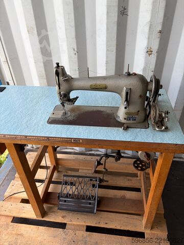 PFAFF 134-0-6 Zylindernähmaschine für Leder und Sattlerei PFAFF 134-0-6 Maszyna do szycia skóry kaletnicza cylindryczna PFAFF 134-0-6 Maszyna do szycia skóry kaletnicza cylindryczna