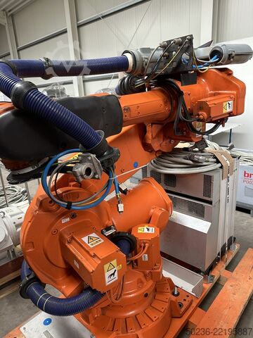 Industrial robot ABB IRB 6640